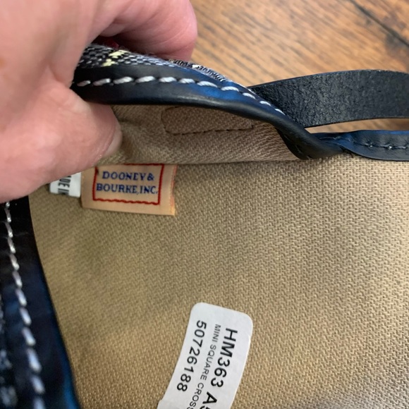 Dooney & Bourke Small Crossbody Bag - Picture 10 of 11